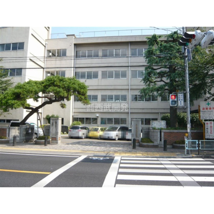周辺 霞ヶ関中学校(約470m)