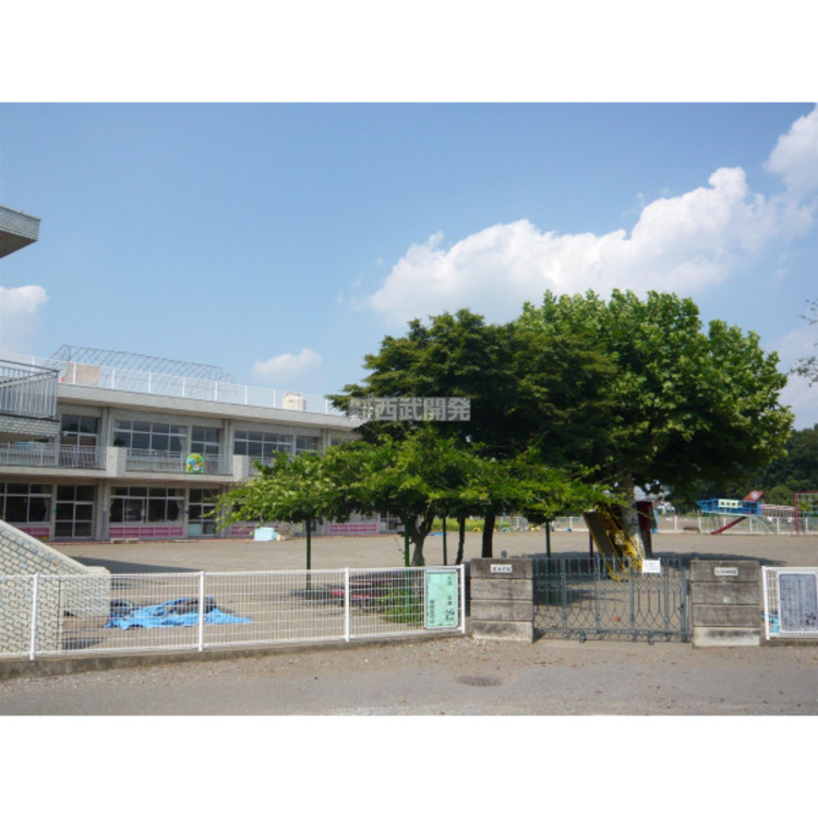 周辺 かすみ幼稚園(約100m)