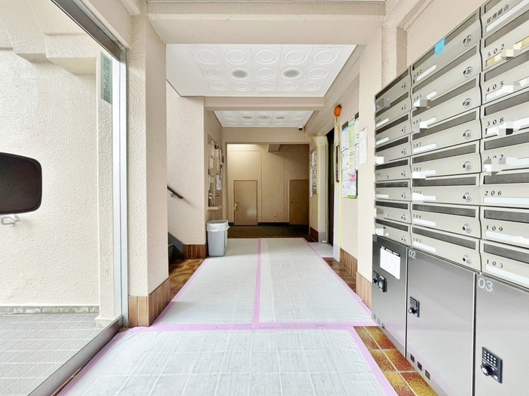 エントランス エントランスは、毎日の行き帰りで使う大事な空間です。