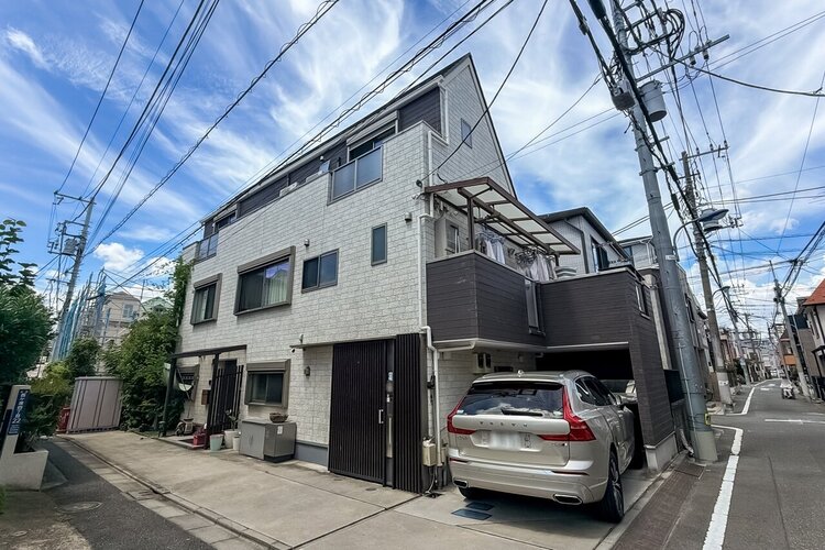 外観 資料には掲載していない情報が、現地にはたくさんあります。是非一度、現地をご確認ください。