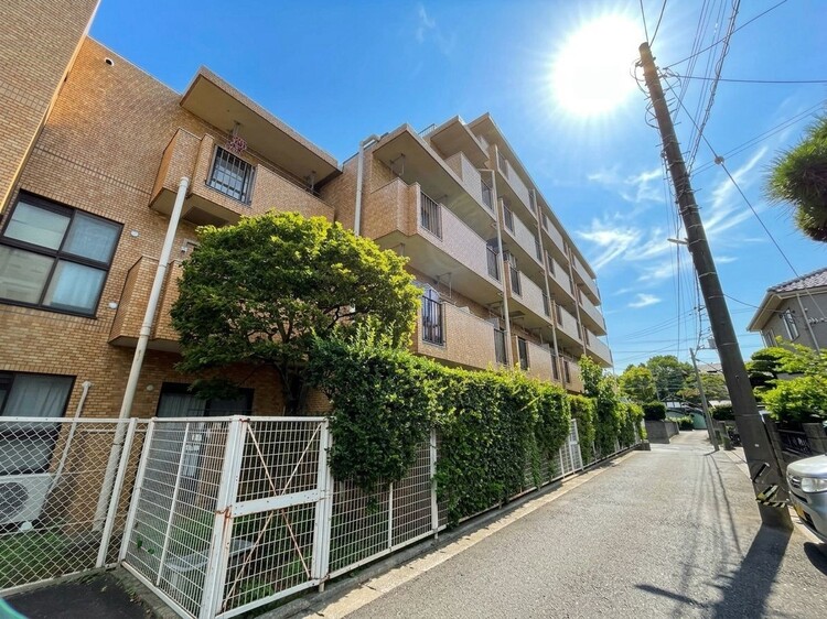 外観 ライフプランニングからローンまで、一貫してご説明させていただきます。お気軽にお問い合わせくださいませ。