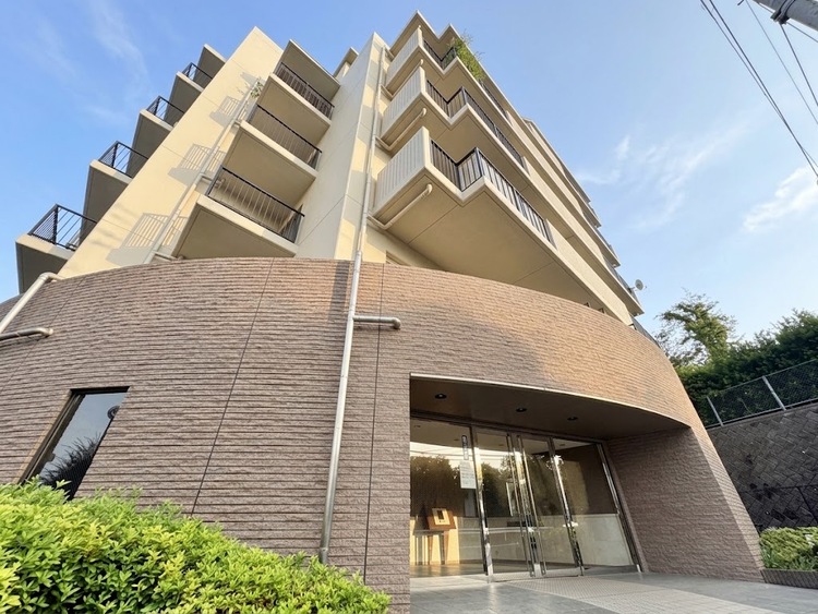 外観 資料には掲載していない情報が、現地にはたくさんあります。是非一度、現地をご確認ください。