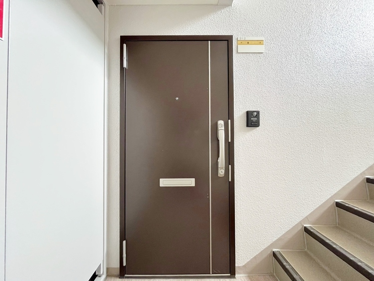 玄関 玄関を開ければ、そこは安らぎのご自宅。