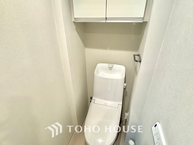トイレ 【トイレ】落ち着いた空間に仕上がっており快適にご使用できそうです。