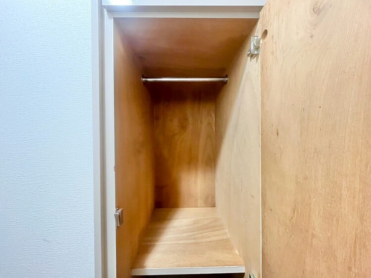 その他 収納スペースが付いていて、お部屋を広く使っていただけます。