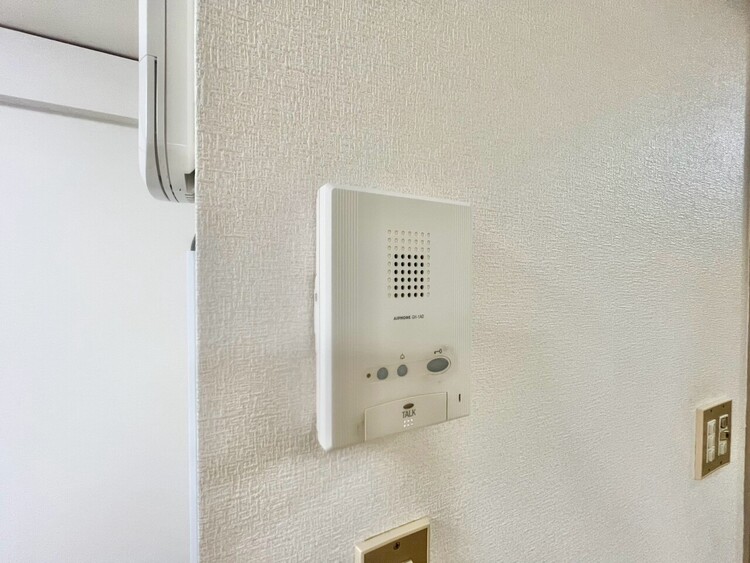 その他 誰が来てもわかる様にインターホンを設置。