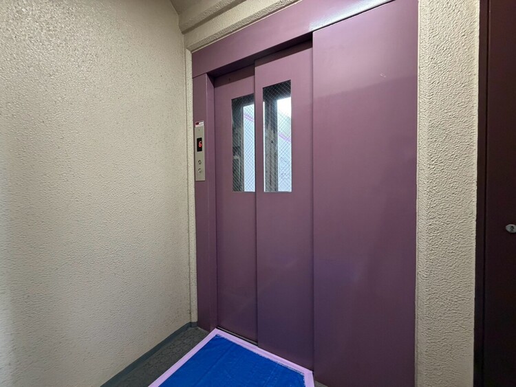 その他 エレベーター完備のため荷物が多くなっても安心。