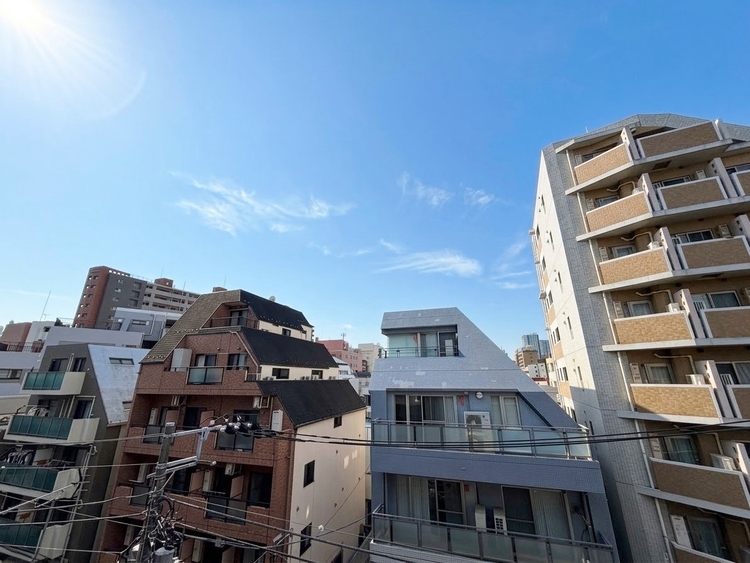 その他 眺望や窓からの景色が良いと、家で過ごす時間も快適です。