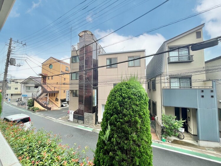 その他 眺望や窓からの景色が良いと、家で過ごす時間も快適です。