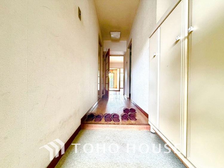玄関 【ENTRANCE】◆家の顔◆玄関は家の顔。収納上手は玄関を制する。