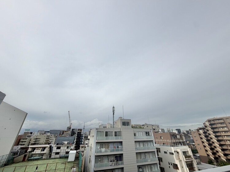 その他 眺望や窓からの景色が良いと、家で過ごす時間も快適です。