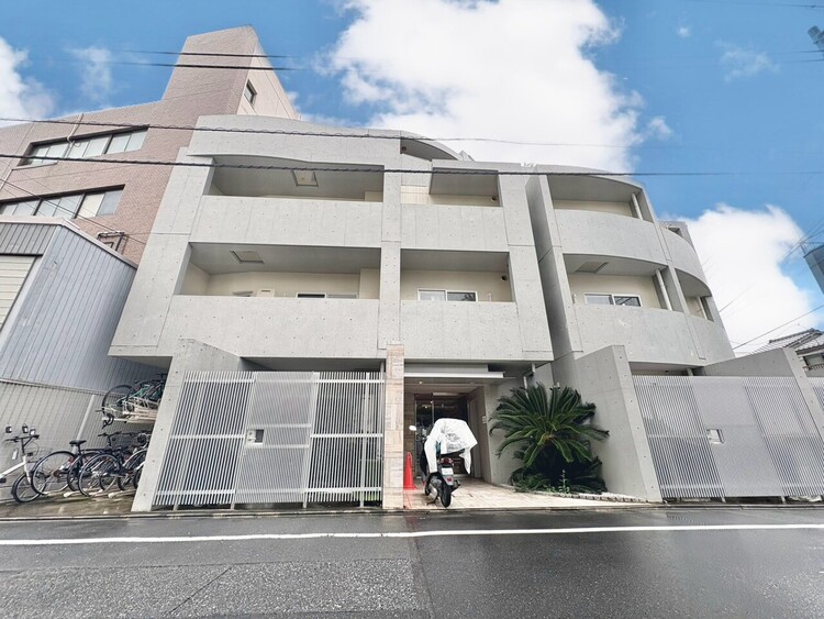 外観 資料には掲載していない情報が、現地にはたくさんあります。是非一度、現地をご確認ください。
