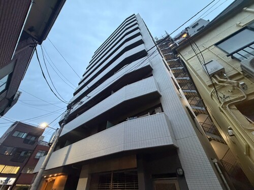 Ｒｉｓｉｎｇ　ｐｌａｃｅ　上野松が谷の物件画像