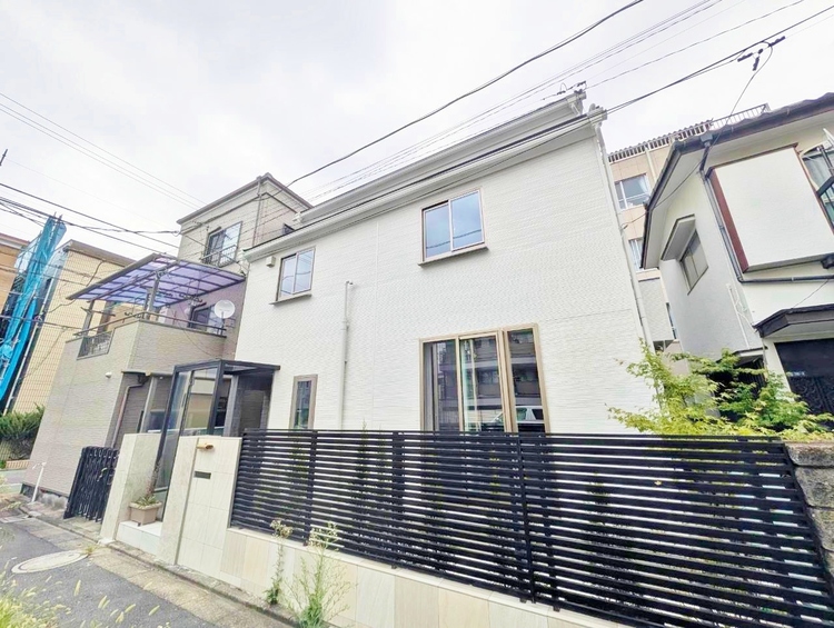 外観 資料には掲載していない情報が、現地にはたくさんあります。是非一度、現地をご確認ください。