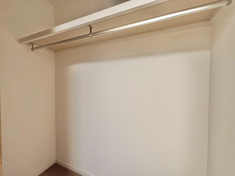 その他 収納スペースが付いていて、お部屋を広く使っていただけます。