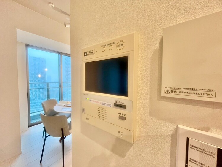 その他 誰が来てもわかる様にモニター付きインターホンを設置。