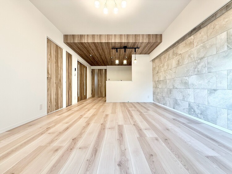 居間 豊かな居住性と、安心感を満たすクオリティが見事に調和した住空間。
