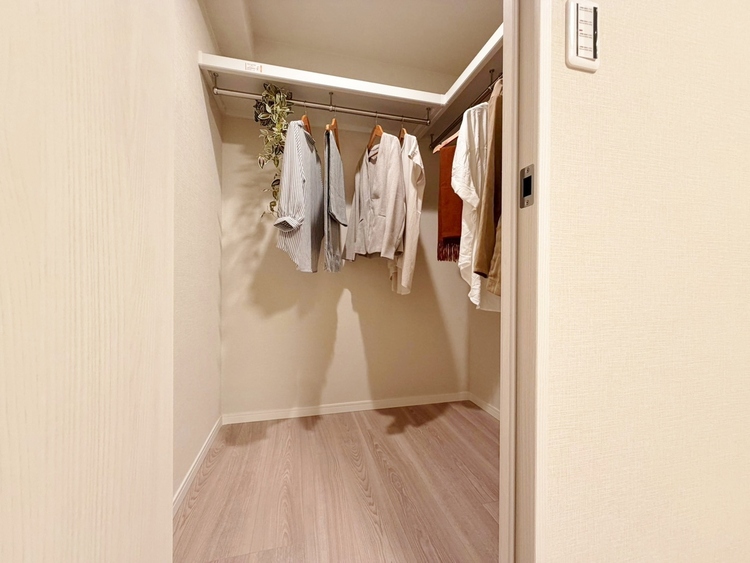 その他 家電やスーツケース、ストック品など何でも片付く嬉しい空間です。