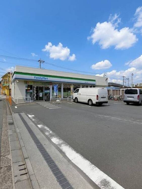 周辺 ファミリーマート町田高ヶ坂店まで約201ｍ