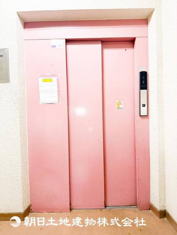 その他 【エレベーター】荷物の搬入にも便利な設備があります。