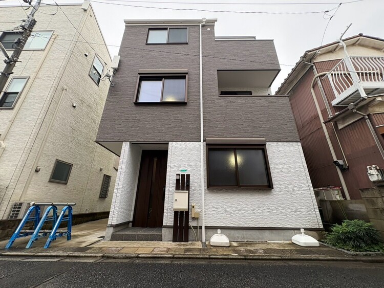 外観 資料には掲載していない情報が、現地にはたくさんあります。是非一度、現地をご確認ください。