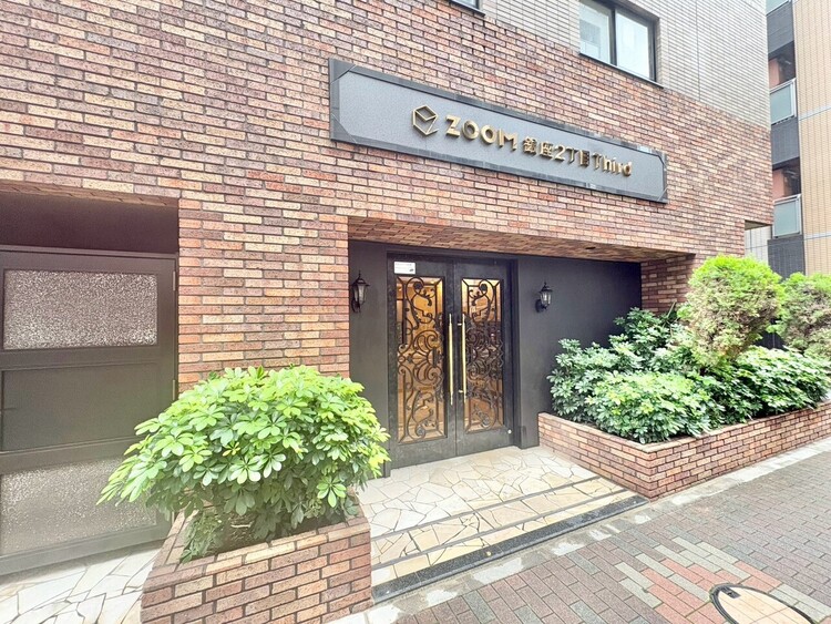 その他 上質感漂う玄関アプローチです。