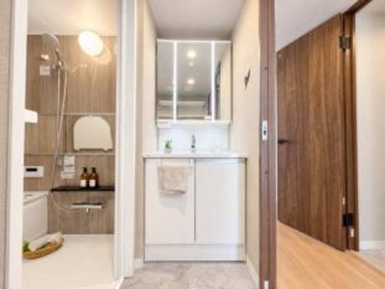 洗面 使用頻度の高い場所だからこそ便利な空間に。多人数での使用も考えた便利な空間です（家具はＣＧ加工になります。（家具はＣＧ加工になります。）