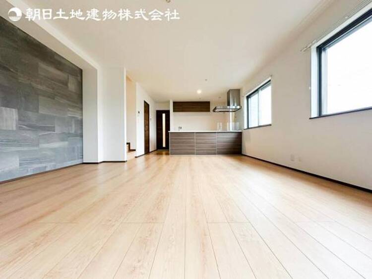 居間 すぐの見学や資料請求など、お気軽にお問い合わせください