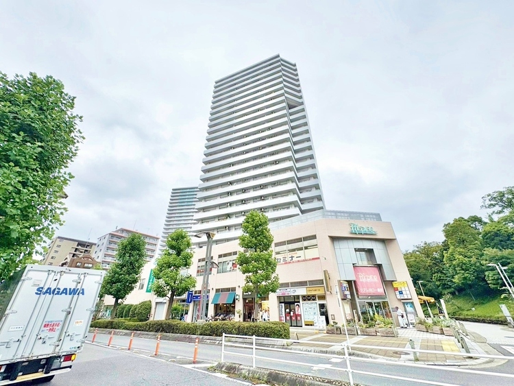 外観 資料には掲載していない情報が、現地にはたくさんあります。是非一度、現地をご確認ください。