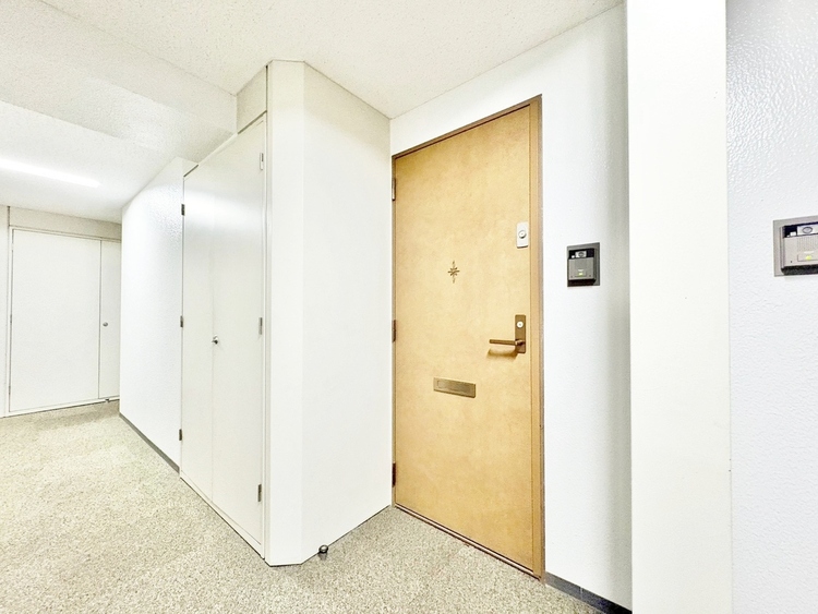 玄関 玄関を開ければ、そこは安らぎのご自宅。