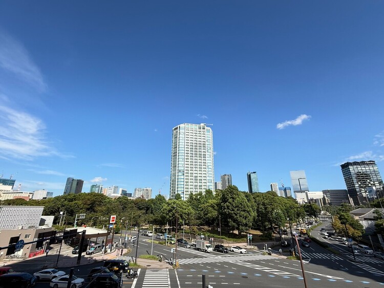 その他 眺望や窓からの景色が良いと、家で過ごす時間も快適です。