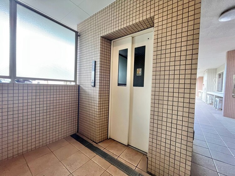 その他 エレベーター完備のため荷物が多くなっても安心。