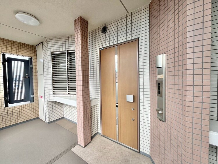 その他 清潔感のある落ち着いた雰囲気の玄関です。
