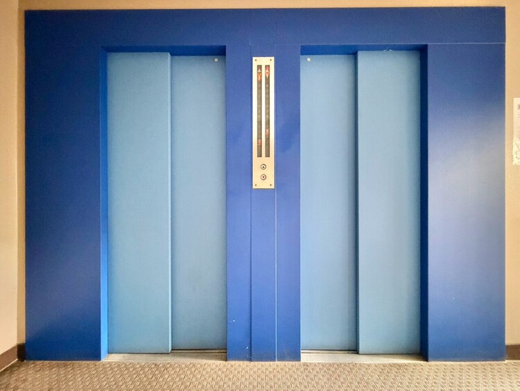 その他 エレベーター完備のため荷物が多くなっても安心。