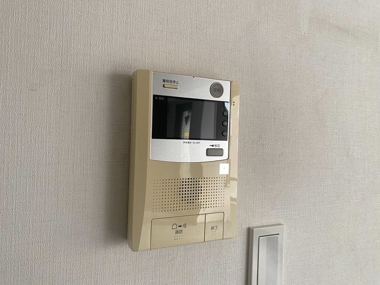 その他 誰が来てもわかる様にモニター付きインターホンを設置。