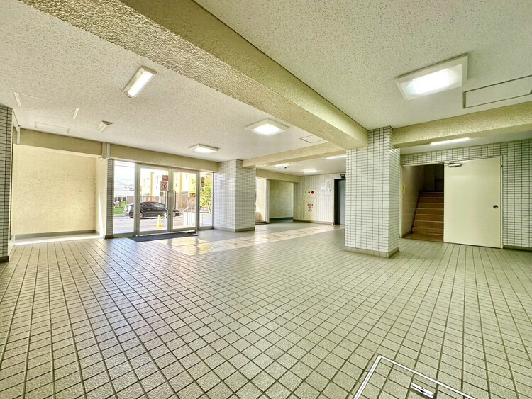 その他 館内は静寂な中が保たれており、管理が行き届いている印象を受けました。
