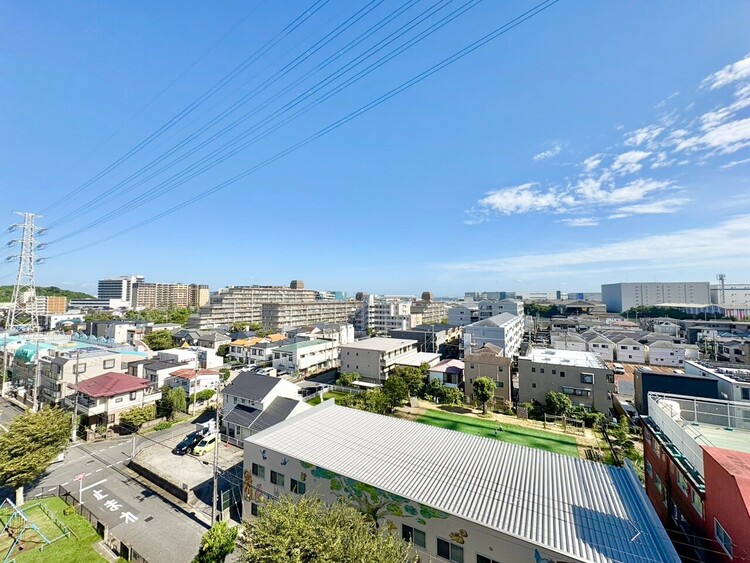 その他 眺望や窓からの景色が良いと、家で過ごす時間も快適です。
