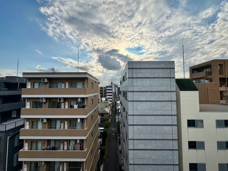 その他 眺望や窓からの景色が良いと、家で過ごす時間も快適です。