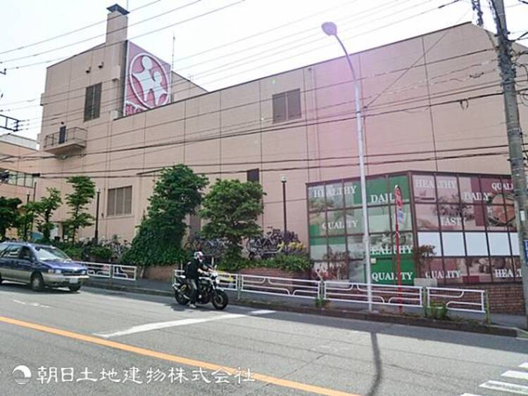 周辺 【東急ストアあざみ野店】1200ｍ　駅直結の「エトモあざみ野」内にあり雨にも濡れない立地です。６時〜２４時の営業で通勤前後にお買い物できます。お惣菜やお弁当が充実しています。　