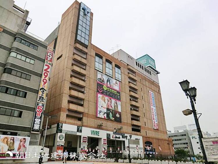 周辺 【横浜ビブレ】1400ｍ　横浜駅西口の若者向けカルチャー発信地。トレンドのアパレルやアニメ・サブカルチャーの専門店が集結する商業施設です。