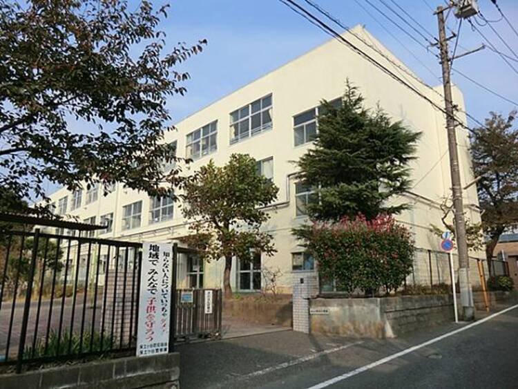 周辺 横浜市立桜台小学校	280m	