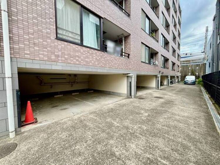 駐車場 駐車スペース