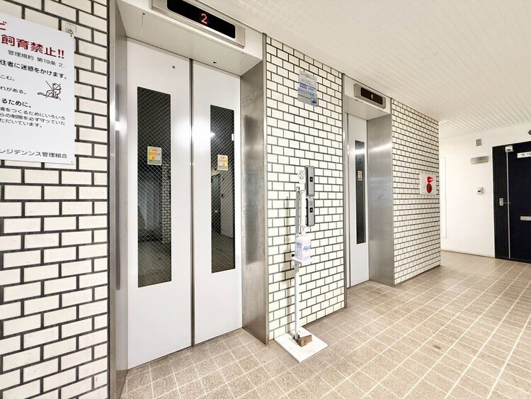 設備 エレベーターの管理も、きちんと行き届いてます。