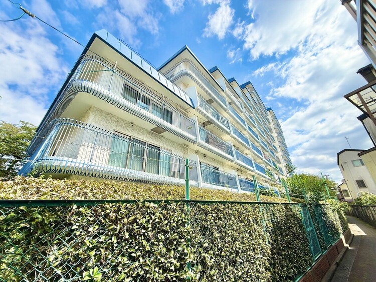 外観 ライフプランニングからローンまで、一貫してご説明させていただきます。お気軽にお問い合わせくださいませ。