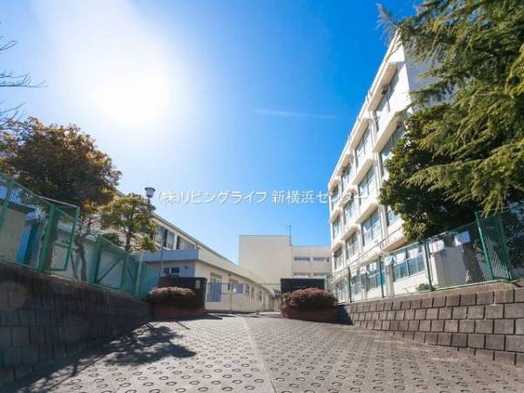 周辺 横浜市立矢部小学校　1130m