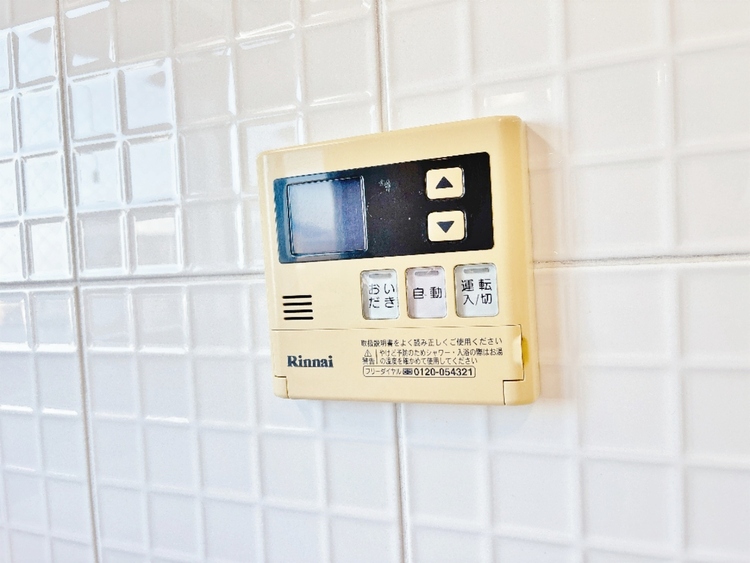 設備 見やすい画面で操作しやすい給湯パネルです。