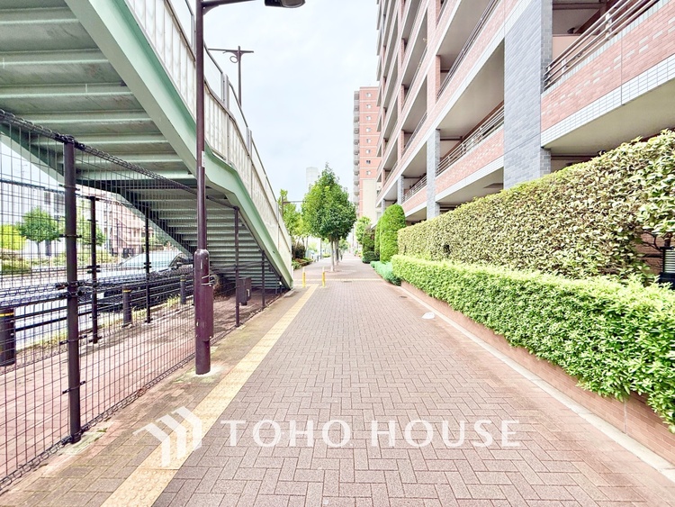 トイレ ◆トイレ◆トイレも全て新品に交換されており、清々しく新生活を始めることができます。白基調の清潔感のある空間に生まれ変わりました。