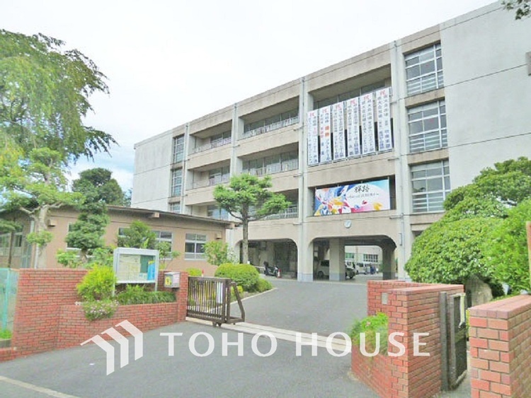 周辺 川崎市立野川中学校　距離800m