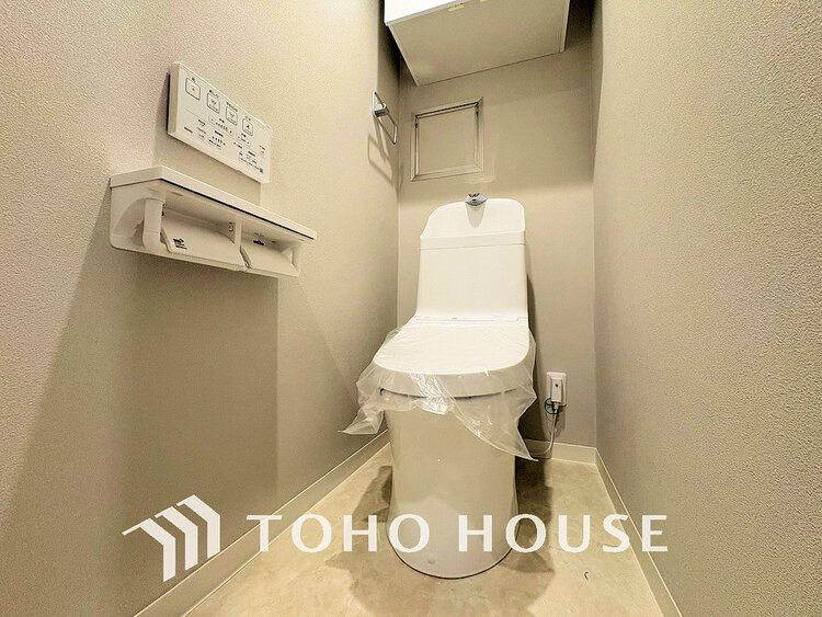 トイレ トイレには快適な温水洗浄便座付