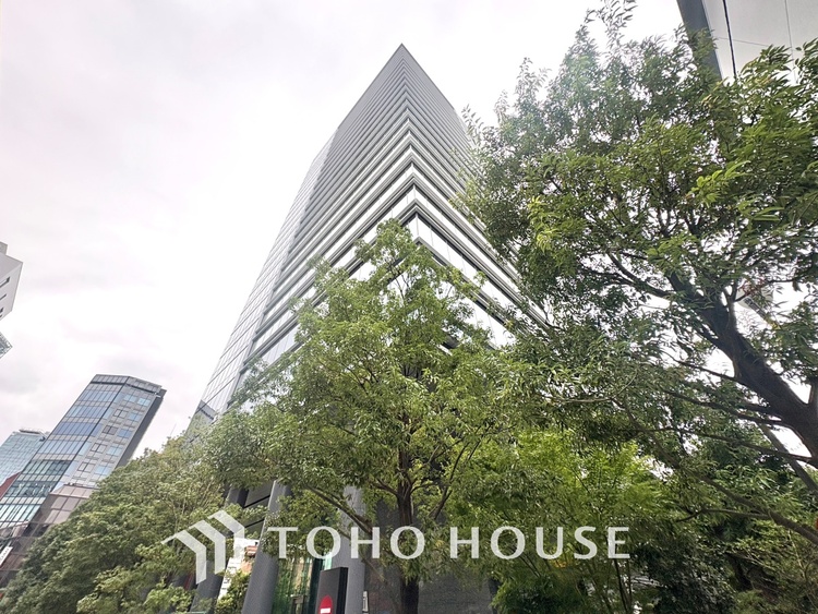 外観 漂う上質な空気感、マンションに入れば「おかえりなさい」と笑顔で迎えてくれるエントランス。最良の心配りを感じるマンションでした。